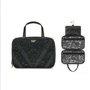 NWT🖤 Victorias Secret Travel Bag 🛫